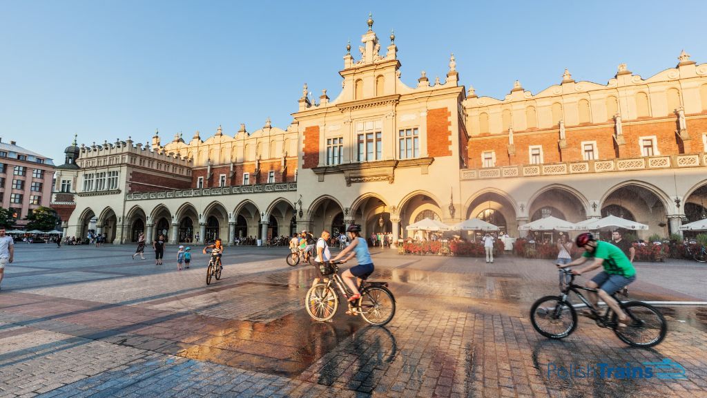 Sukiennice: The Commercial Heart of Krakow