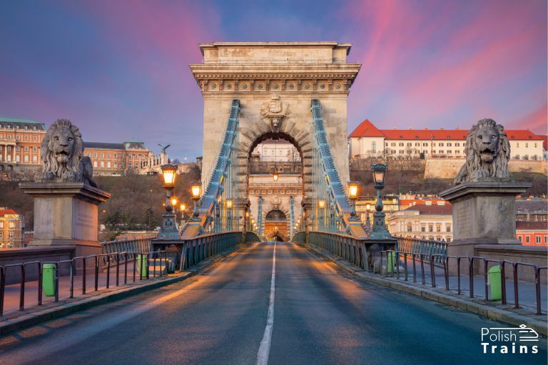 Chain Bridge